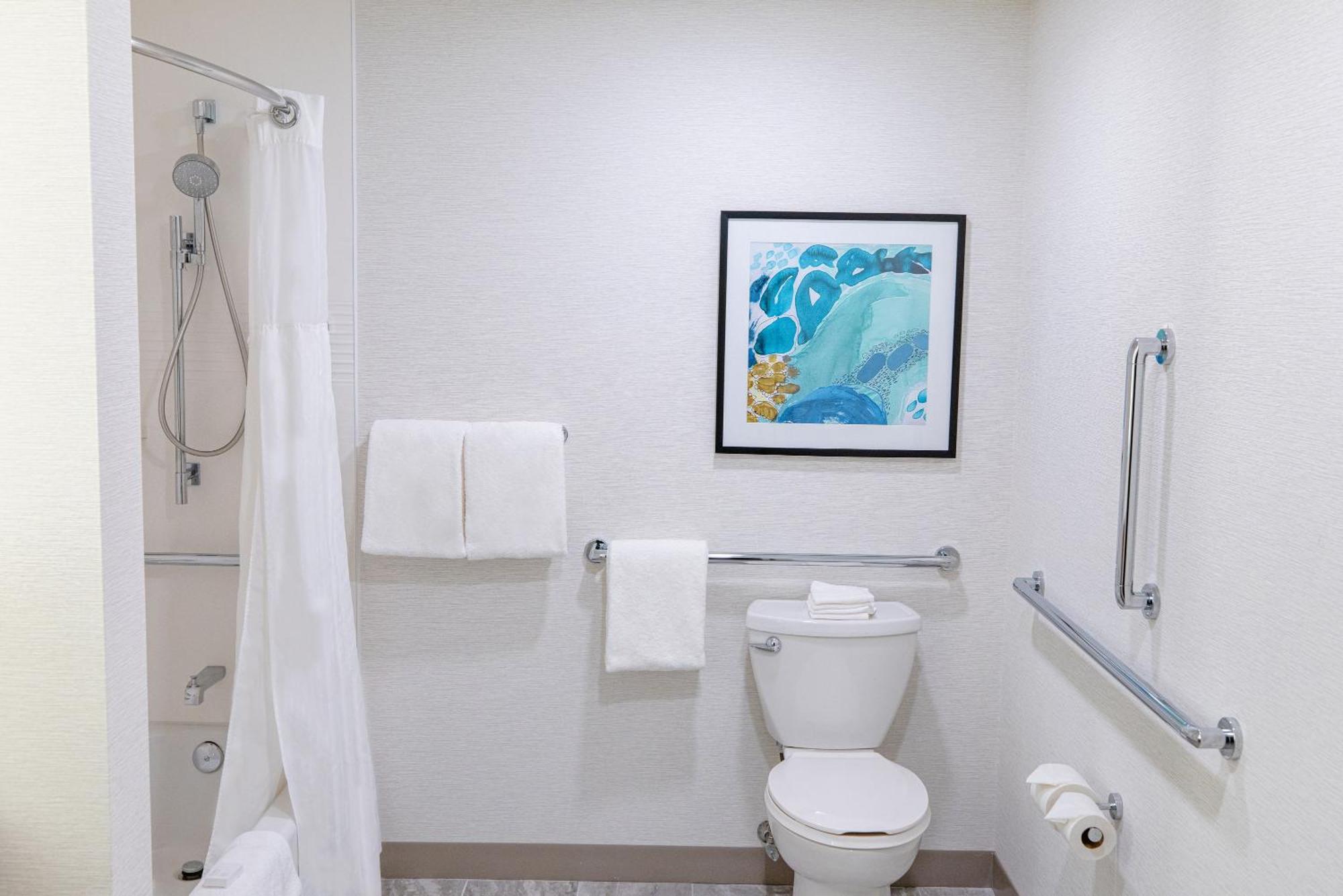 Hilton Garden Lakewood