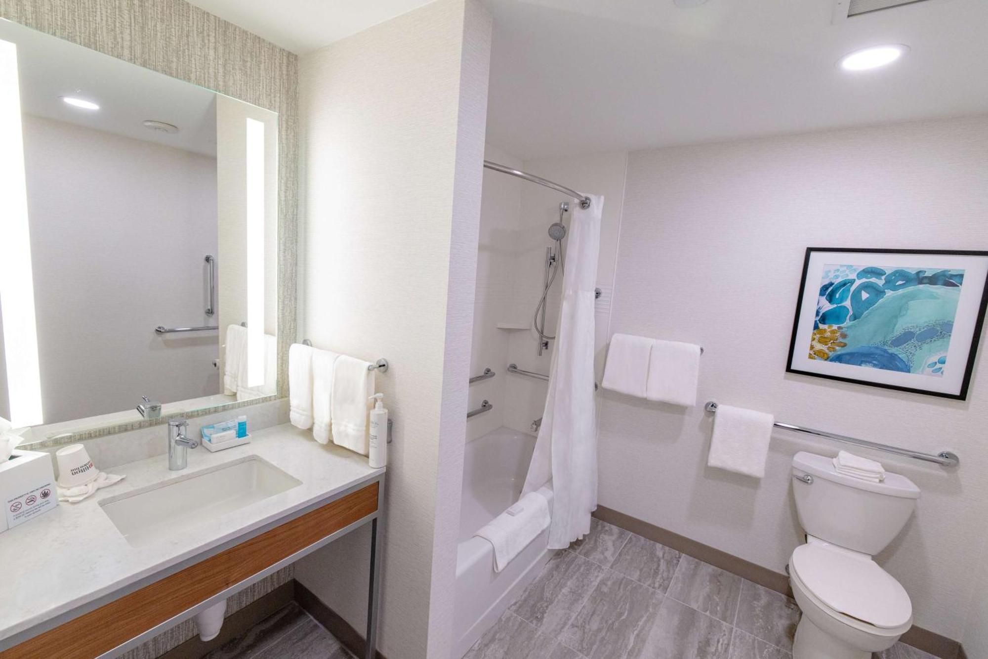 Hilton Garden 5*